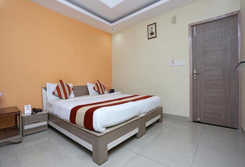 Oyo 3075 Hotel Rk Residency 16