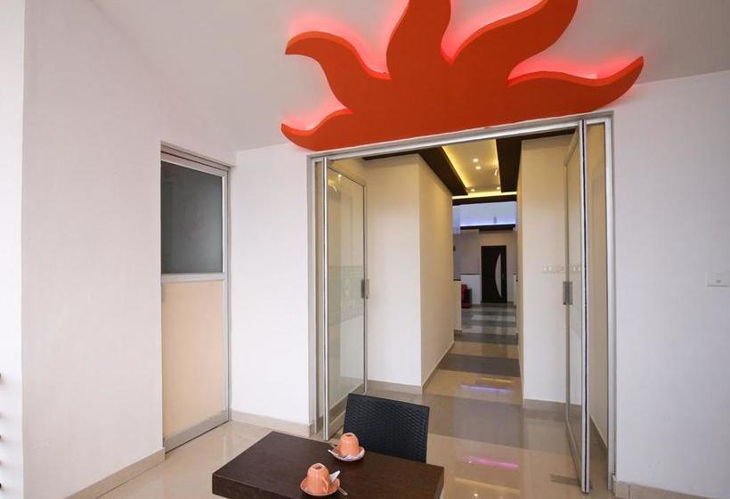 Hotel Oyo 10152 Rail View Residency 15