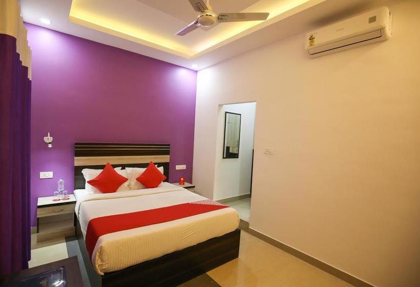 Hotel Oyo 10152 Rail View Residency 19