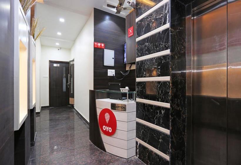 Oyo 10360 Hotel Grand Manoranjan 9