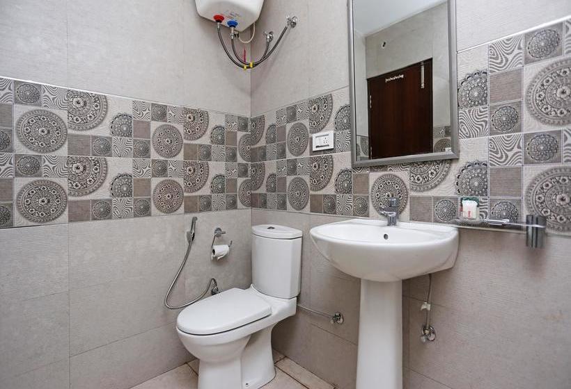 Oyo 10253 Hotel Winter Line Inn 13