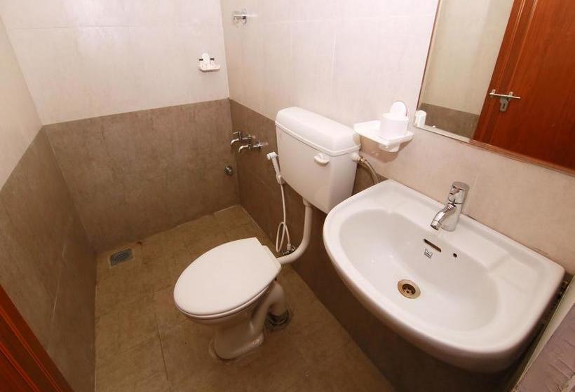 Oyo 10336 Hotel Sn Annex 20