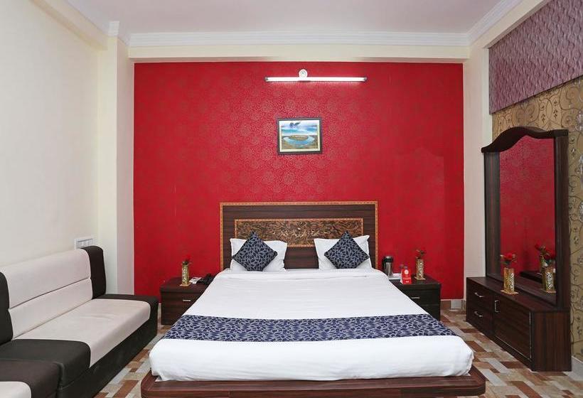 Oyo 10104 Radhika Resort 20