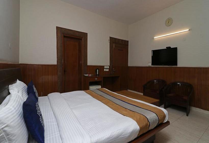 Hotel Oyo 10177 A Gulshan Continental 1