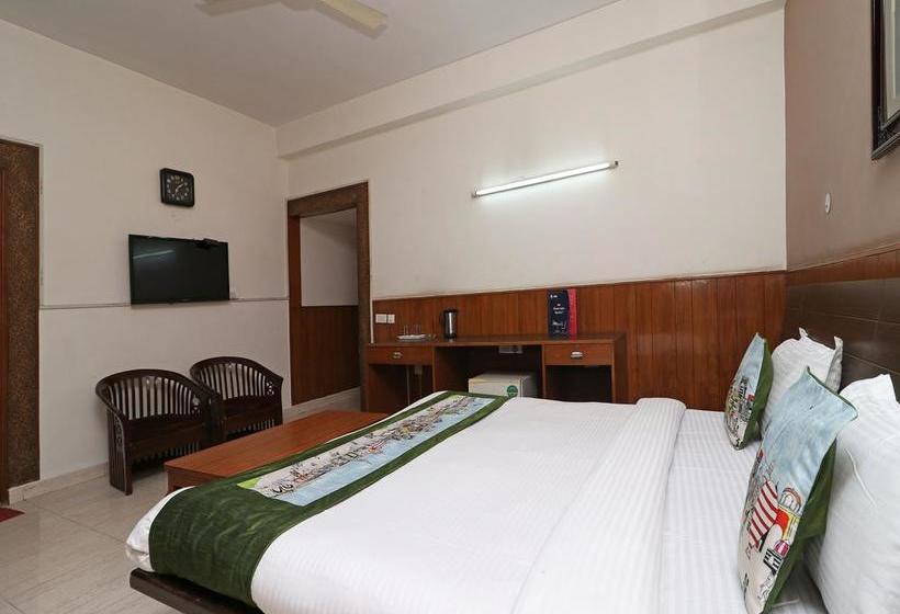 Hotel Oyo 10177 A Gulshan Continental 10