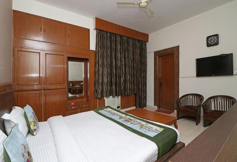 Hotel Oyo 10177 A Gulshan Continental 11