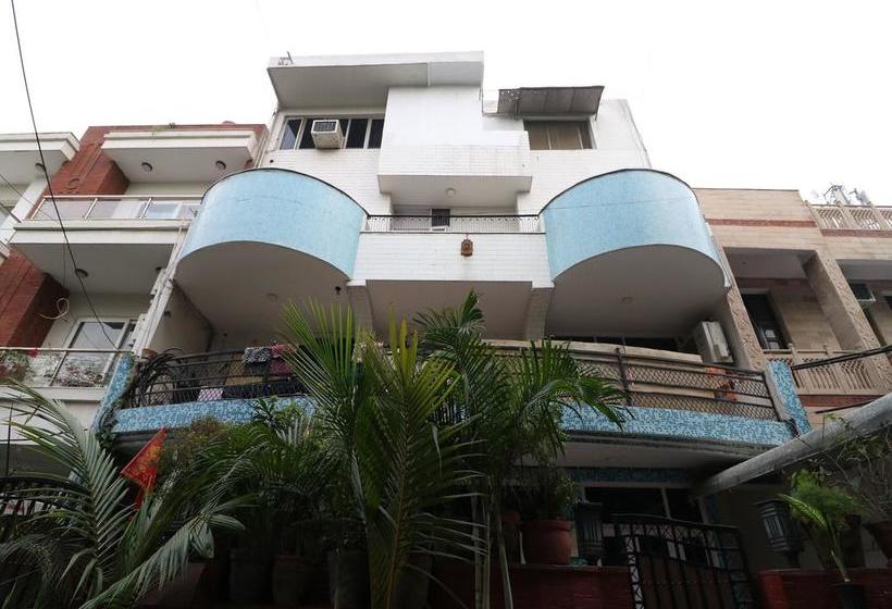 Hotel Oyo 10177 A Gulshan Continental 17