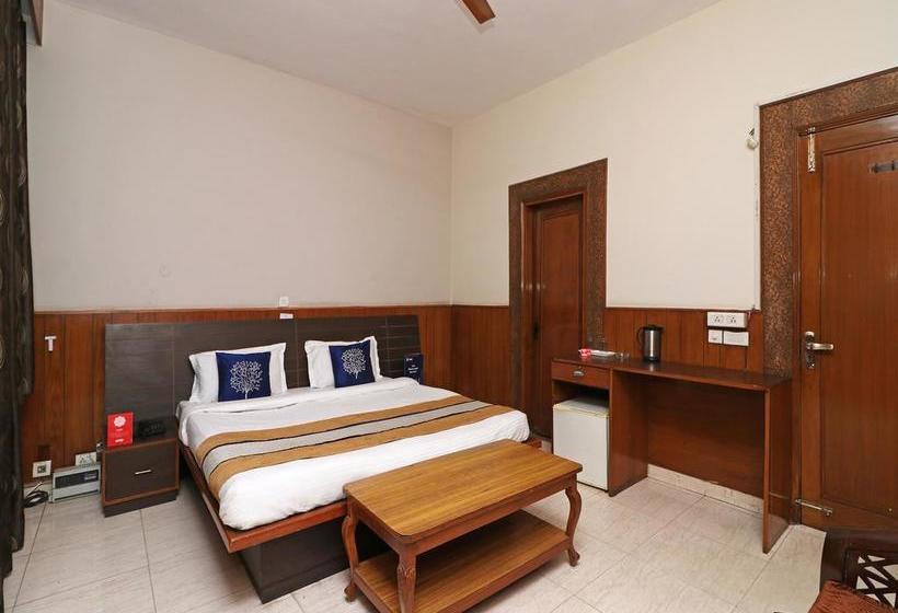 Hotel Oyo 10177 A Gulshan Continental 2