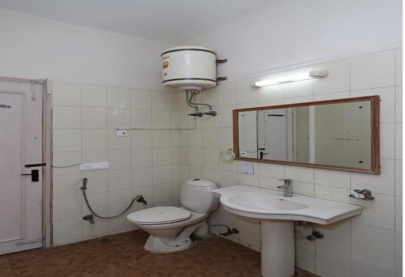 Hotel Oyo 10177 A Gulshan Continental 5