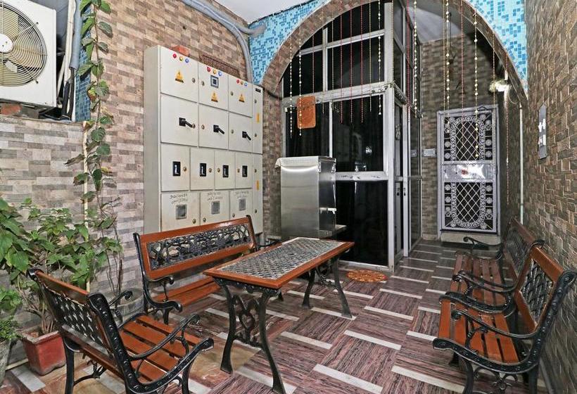 Hotel Oyo 10177 A Gulshan Continental 6