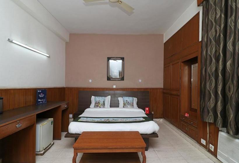 Hotel Oyo 10177 A Gulshan Continental 8