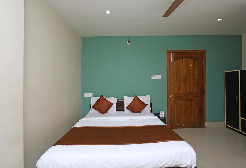 Hotel Oyo 6918 Near Jagannath Temple 11