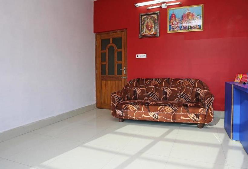 Hotel Oyo 6918 Near Jagannath Temple 4