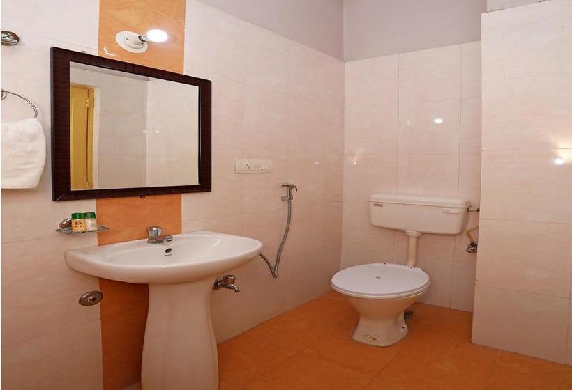 Oyo 10422 Hotel Udai Garh Palace 19