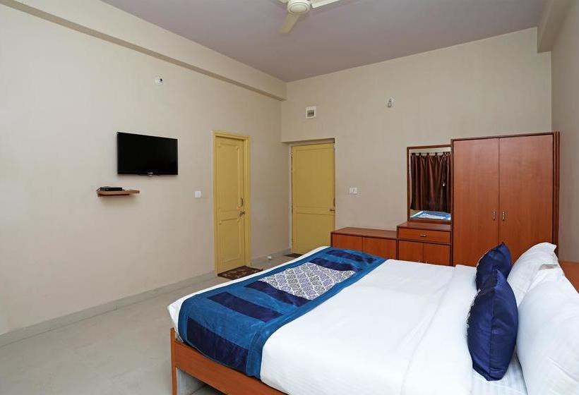 Oyo 10422 Hotel Udai Garh Palace 8