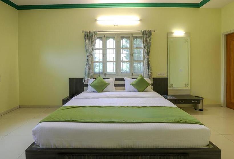 Hotel Oyo 10031 Wind Chimes Boutique Guest House 11