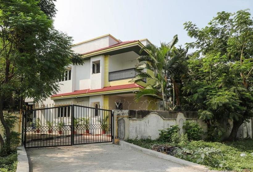 Hotel Oyo 10031 Wind Chimes Boutique Guest House 2