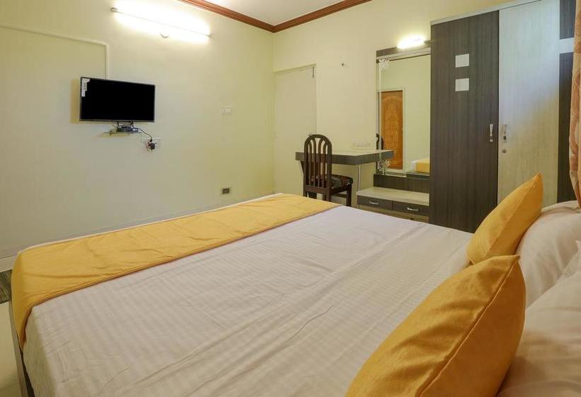 Hotel Oyo 10031 Wind Chimes Boutique Guest House 5