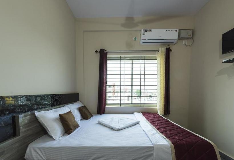 Oyo 9544 Hotel Crown Residency 2