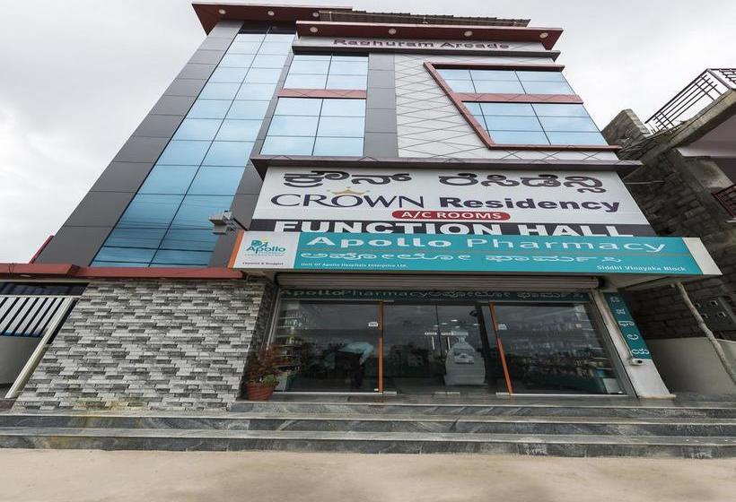 Oyo 9544 Hotel Crown Residency 6