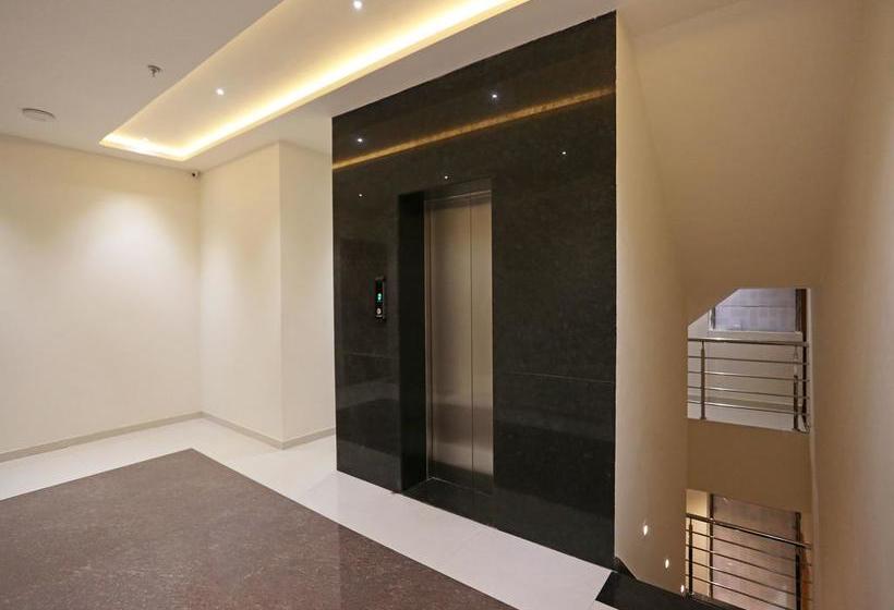 Oyo 10148 Hotel Paras Royal 10