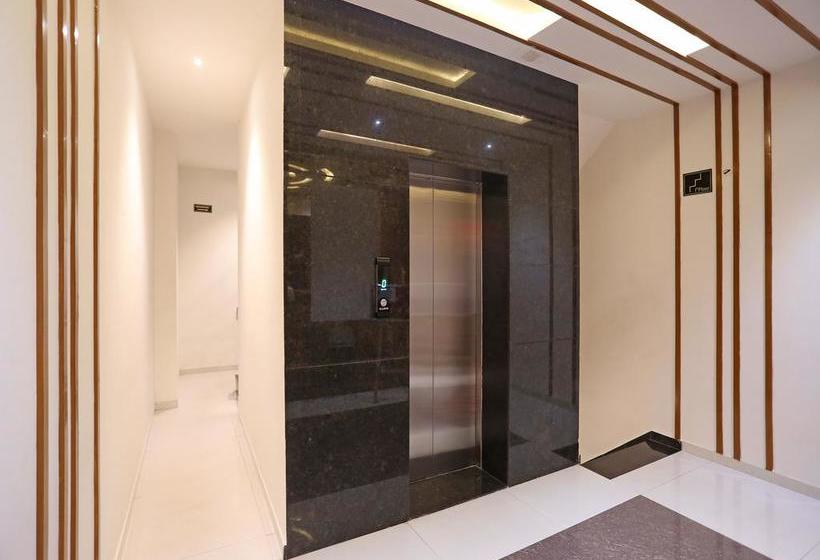 Oyo 10148 Hotel Paras Royal 6