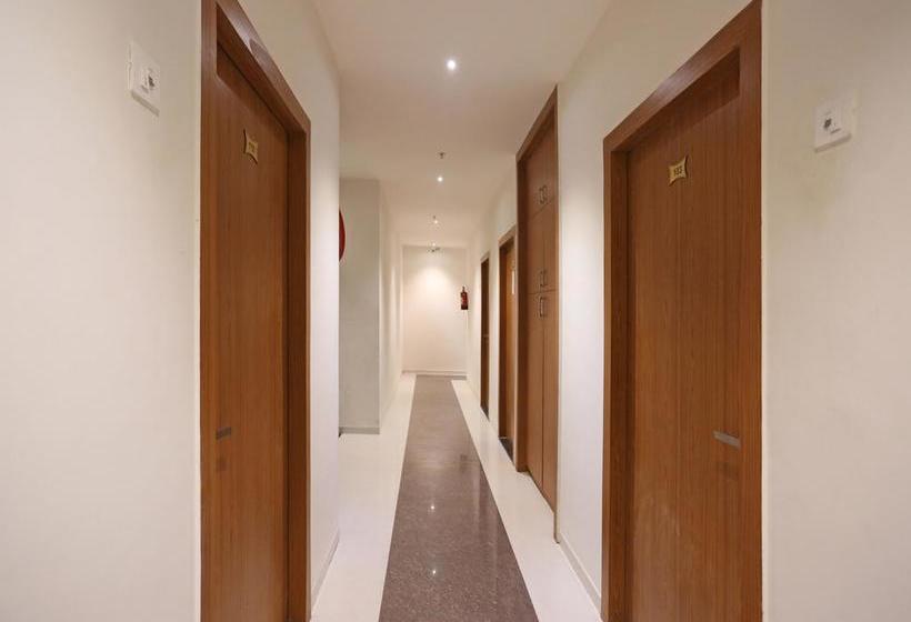 Oyo 10148 Hotel Paras Royal 7