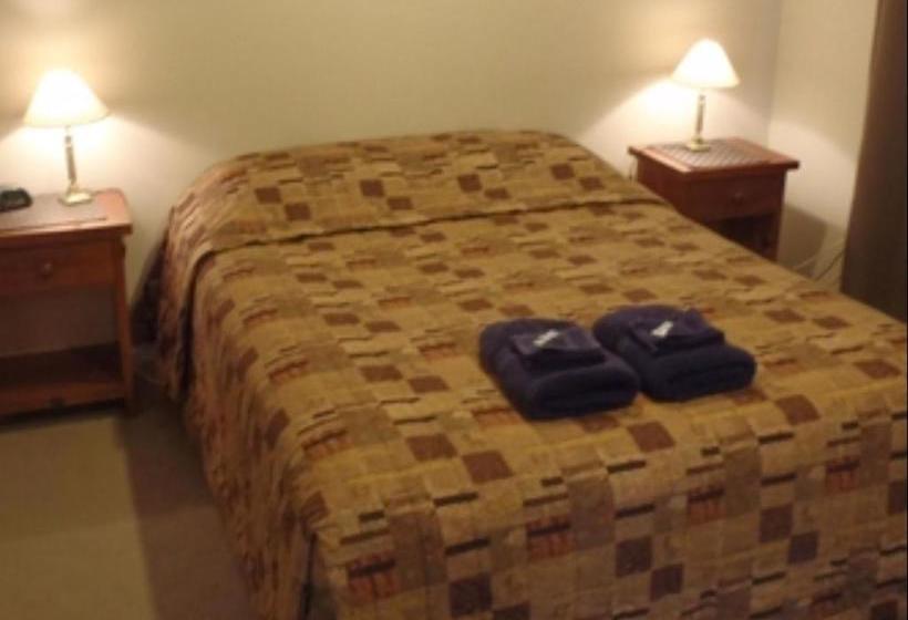 Cottage Park Thermal Motel 12