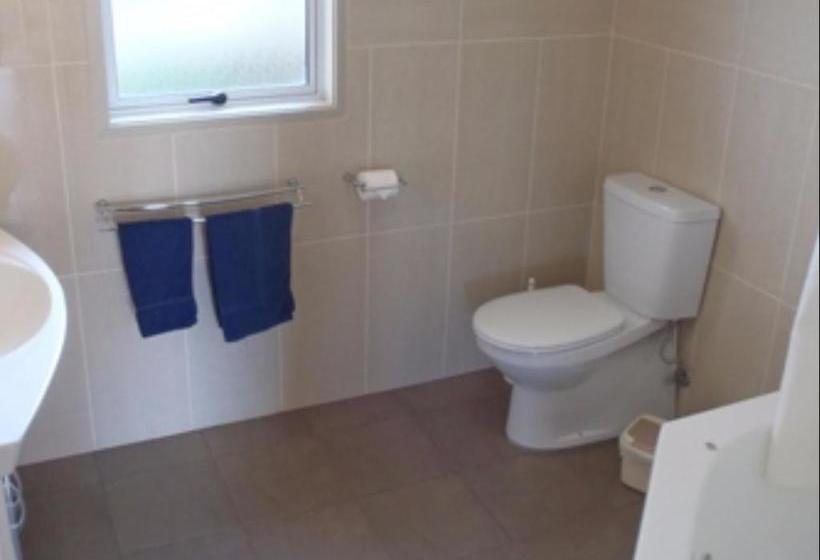 Cottage Park Thermal Motel 13