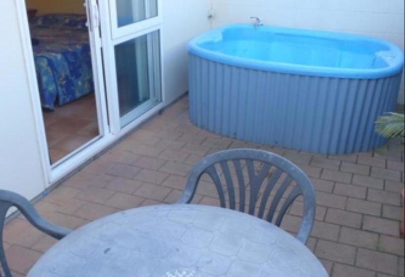 Cottage Park Thermal Motel 15