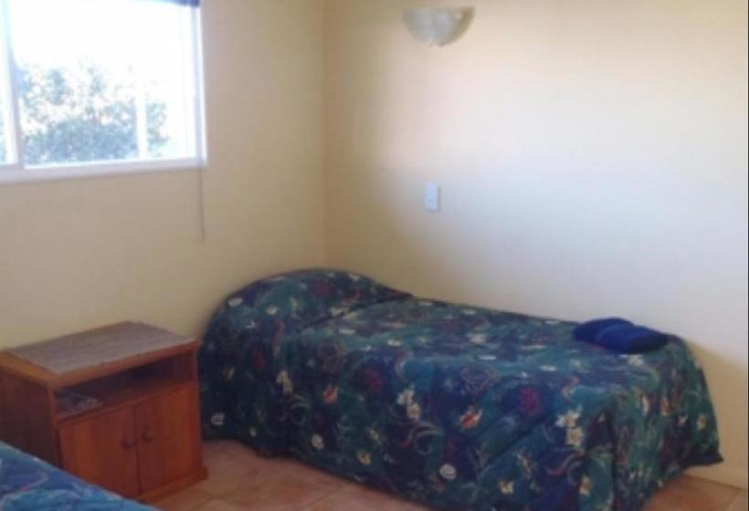 Cottage Park Thermal Motel 18