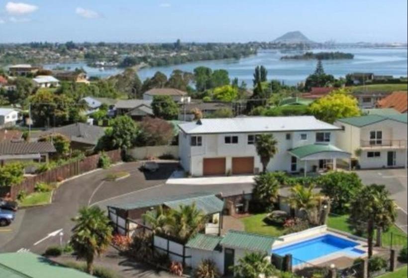 Cottage Park Thermal Motel 3