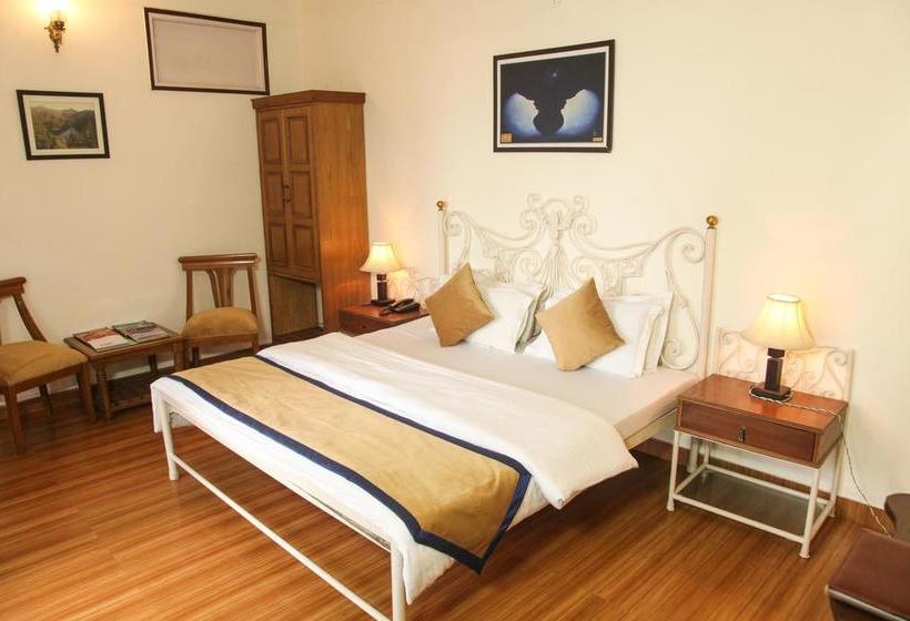 Hôtel Aamod Karma Vilas 12