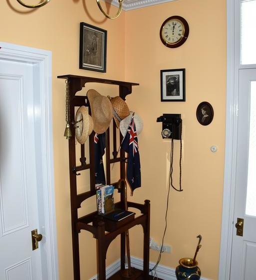 Bed and Breakfast Devenport Estate 14