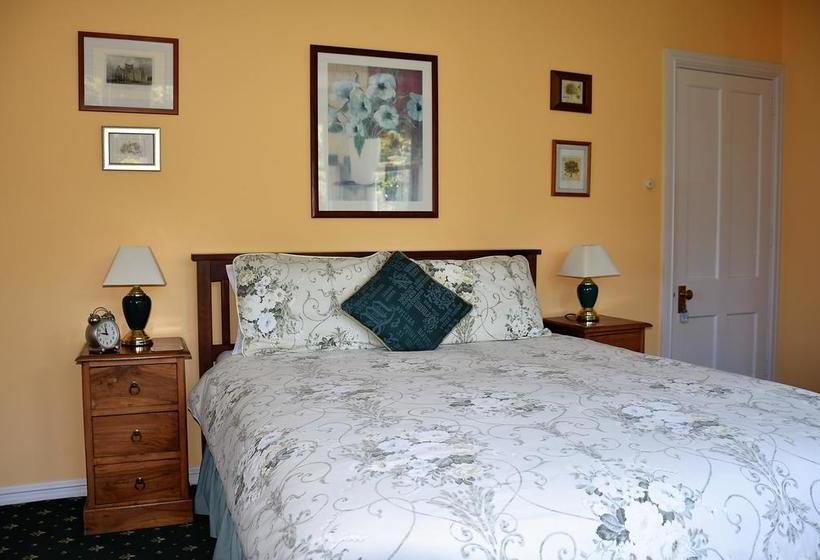 Bed and Breakfast Devenport Estate 18