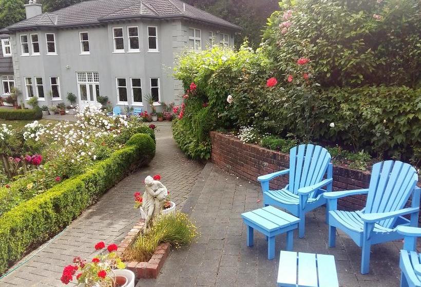 Bed and Breakfast Devenport Estate 3