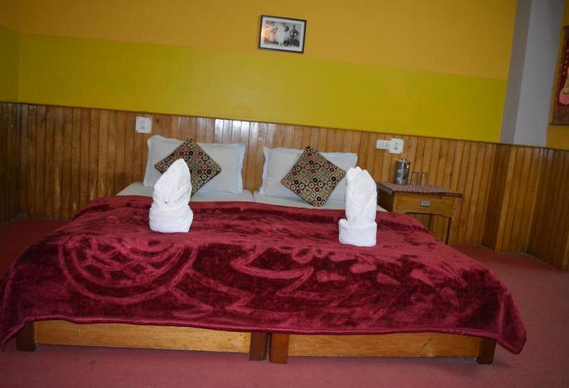 Hotel Dikiling Pelling 7