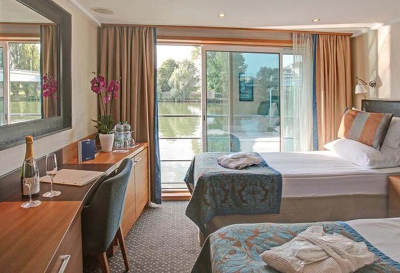 Ships Holland Hs Leonora Messe Hotel Düsseldorf Dusseldorf Renania del Norte Westfalia