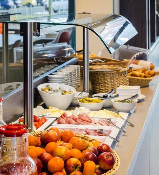 7 Days Premium Hotel Leipzig Airport 10