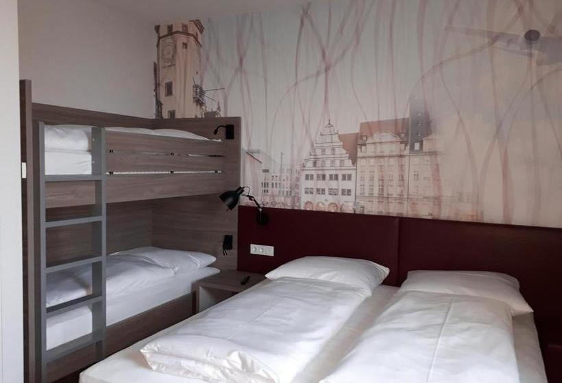 7 Days Premium Hotel Leipzig Airport 18
