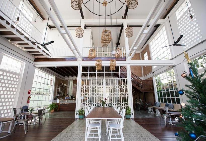 Memmoth Hostel In Lampang