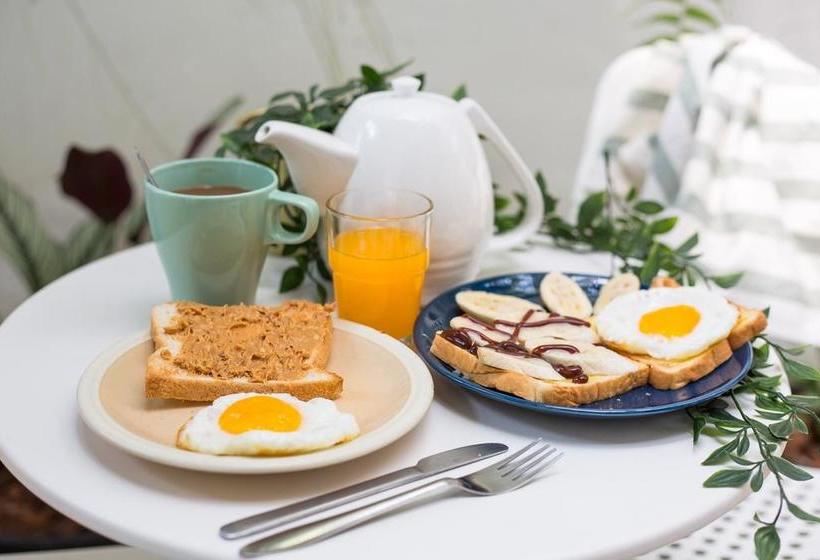 Memmoth Hostel In Lampang 11