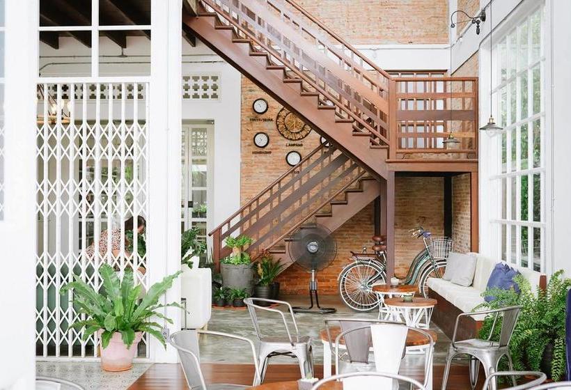 Memmoth Hostel In Lampang 16