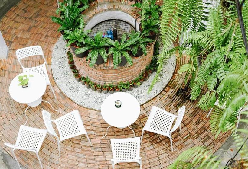 Memmoth Hostel In Lampang 17