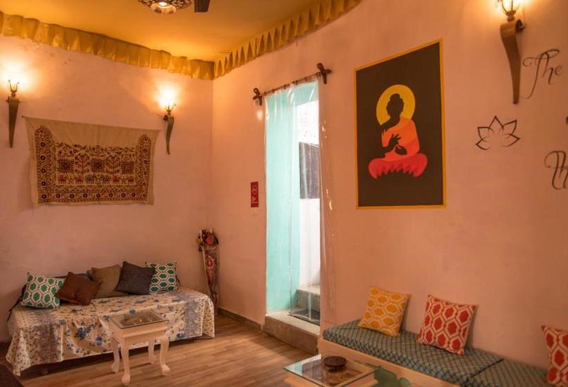Hotel Oyo Home Heritage Near Gangaur Ghat 11