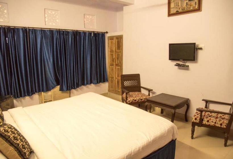 Hotel Oyo Home Heritage Near Gangaur Ghat 5