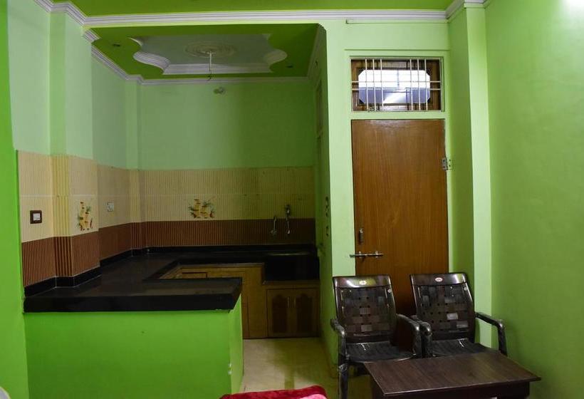 Hotel Rtc Guest House 11