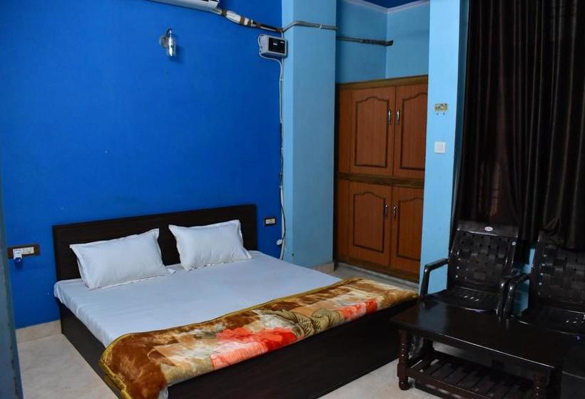 Hotel Rtc Guest House 14