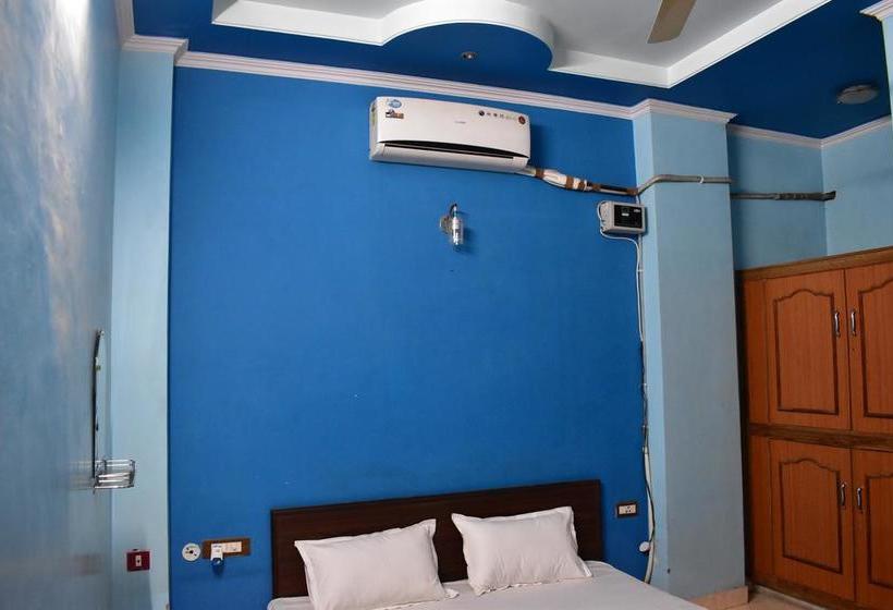 Hotel Rtc Guest House 15