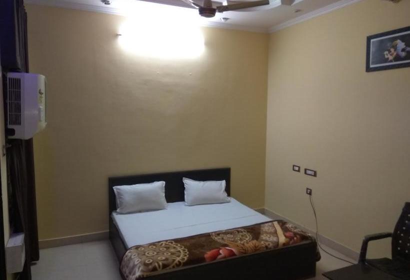 Hotel Rtc Guest House 16